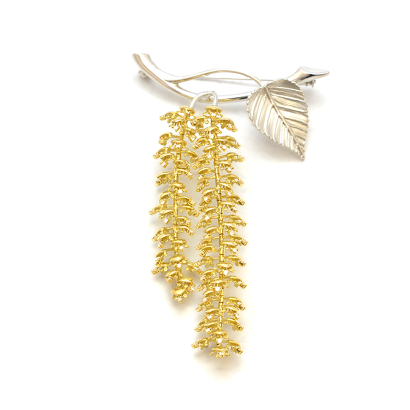 白樺のブローチ