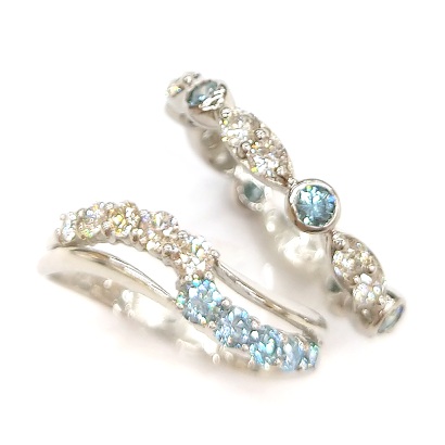 涼し気ブルーダイヤリング