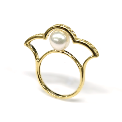 空間を楽しむちょっと変わったデザインリング