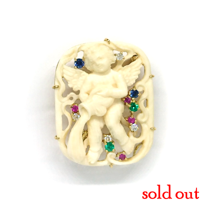 今となっては手に入らない象牙カメオのブローチ