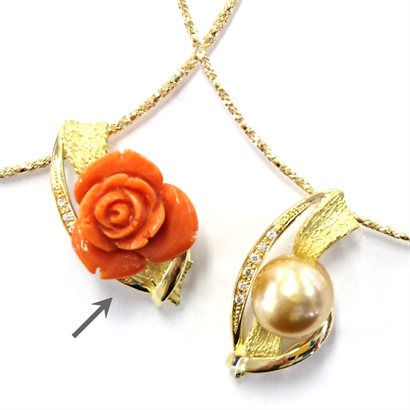 バラ珊瑚の植物デザインペンダント