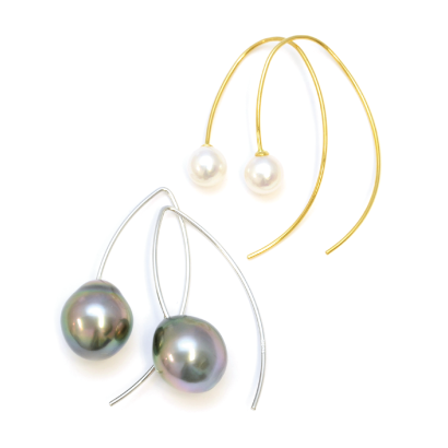 素材を生かしたシンプルフックピアス