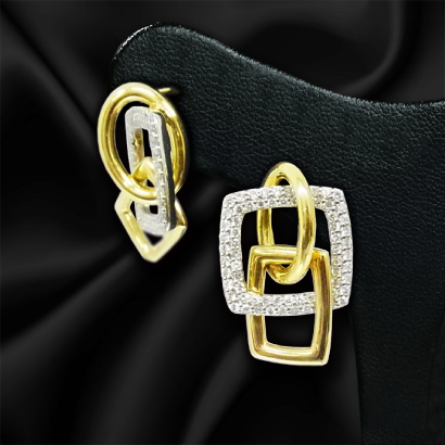 ゴールドとダイヤの組み合わせゴージャスピアス