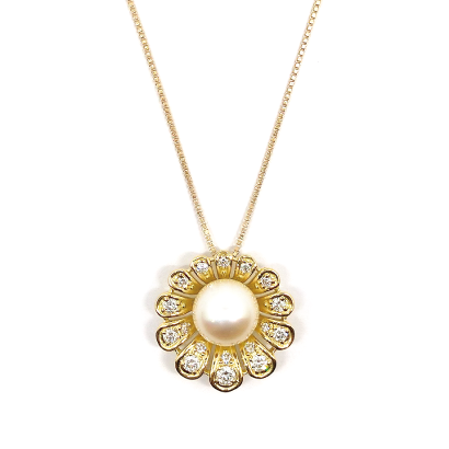 上品なお花のパールペンダント